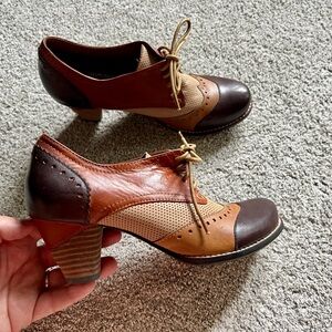 New Spring Step L'Artiste Bardot Womens Size 37 Derby Oxford Pumps Ankle Bootie